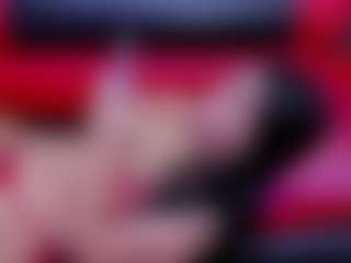 Live cam show with SaraHagen - Athletic on Latina Girls