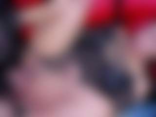 Live cam show with SaraHagen - Brown Eyes on SpunkLive