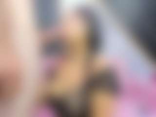 Live cam show with SaraHagen - Tease on Camsoda