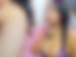 Live cam show with SaraHagen - Young Adult on Camsoda