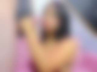 Live cam show with SaraHagen - Cum on CamwithHer