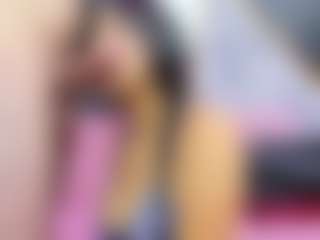 Live cam show with SaraHagen - Tease on xxxlivecams.org