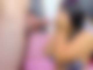 Live cam show with SaraHagen - Handjob on CamClone