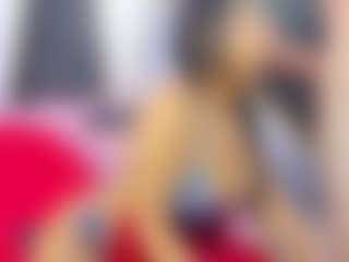 Live cam show with SaraHagen - Tease on Camsoda