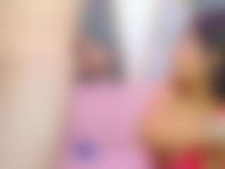Live cam show with SaraHagen - Tease on livesuperchat.net