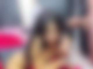Live cam show with SaraHagen - Strip on CamwithHer