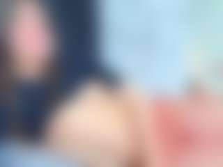 Live cam show with DafneQueen - Thin on liverealitysex.com