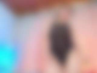 Live cam show with DafneQueen - Butt Plug on SpunkLive