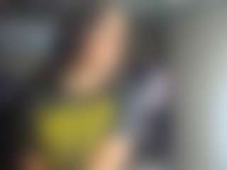 Live cam show with Goddess-Celeste - Shaved Pussy on Camversity