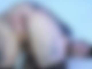 Gorgeous-Luna's Live Sex Cam Show