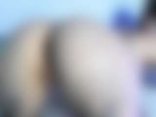 Live cam show with Gorgeous-Luna - Big Ass on sexylive.show