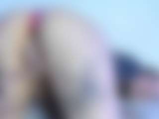 Gorgeous-Luna's Live Sex Cam Show