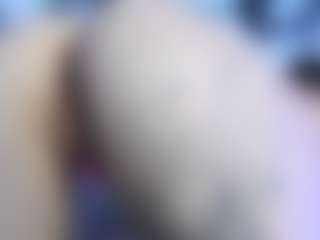 Live cam show with Gorgeous-Luna - Babygirl on friskycurves.com