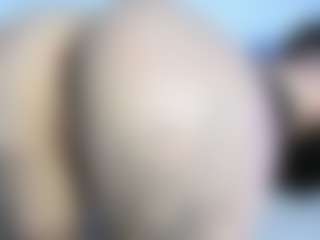 Gorgeous-Luna's Live Sex Cam Show