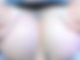 Gorgeous-Luna's Live Sex Cam Show