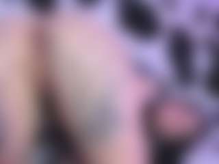 Live cam show with Gorgeous-Luna - Ahegao on AdultVida.com