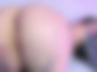 Gorgeous-Luna's Live Sex Cam Show