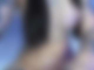 Live-Cam-Show mit Gorgeous-Luna - Moaning auf Camsoda