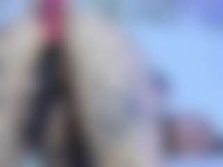 Gorgeous-Luna's Live Sex Cam Show