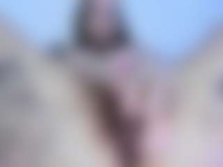 Gorgeous-Luna's Live Sex Cam Show