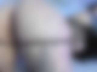 Gorgeous-Luna's Live Sex Cam Show