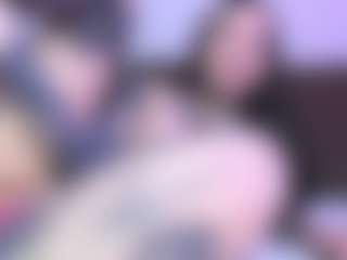 Gorgeous-Luna's Live Sex Cam Show