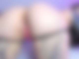 Gorgeous-Luna's Live Sex Cam Show