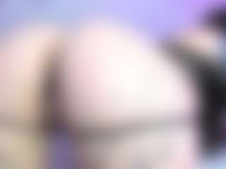Gorgeous-Luna's Live Sex Cam Show