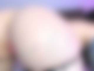 Gorgeous-Luna's Live Sex Cam Show