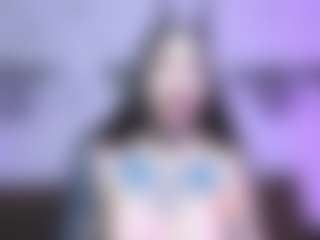 Gorgeous-Luna's Live Sex Cam Show