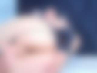 Live cam show with Naiax - Fuck Machine on Cam Slut