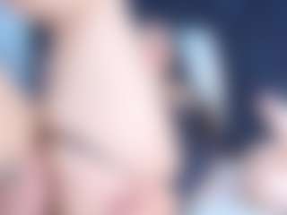 Live cam show with Naiax - Fuck Machine on Milf Play