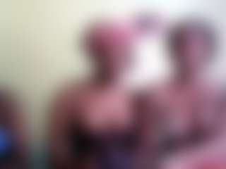 Live cam show with Sweetlatte - Natural on xplaylive.com