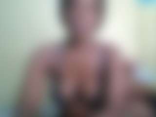 Live cam show with Sweetlatte - Shaved Pussy on Streamer API