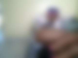 Live cam show with Sweetlatte - Lesbian on Hubzter Live