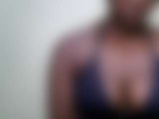 Live cam show with Sweetlatte - Lesbian on Cam Slut
