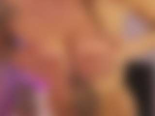 Live cam show with AudreyBrookss - Gagging on Camsoda