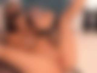 Live cam show with Daniela-Brooks - Fingers on SinfulBabes
