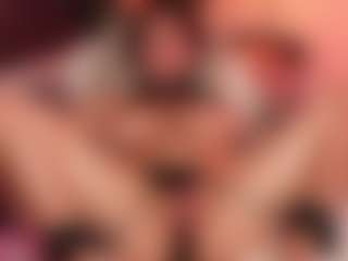 Daniela-Brooks's Live Sex Cam Show