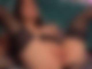 Daniela-Brooks's Live Sex Cam Show