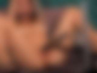 Live cam show with Daniela-Brooks - Green Eyes on livesuperchat.net