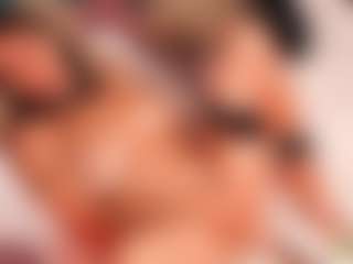 Live cam show with Daniela-Brooks - Moaning on Camsoda