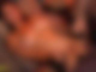 Live cam show with Daniela-Brooks - Big Ass on Camsoda