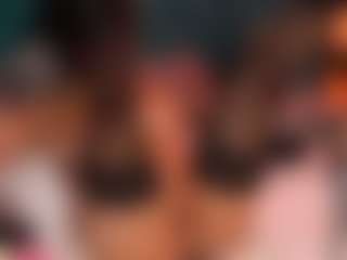 Daniela-Brooks's Live Sex Cam Show
