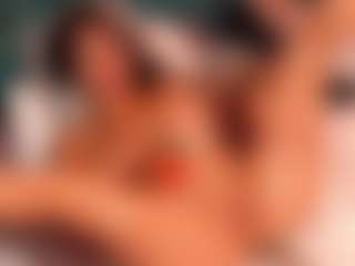 Daniela-Brooks's Live Sex Cam Show