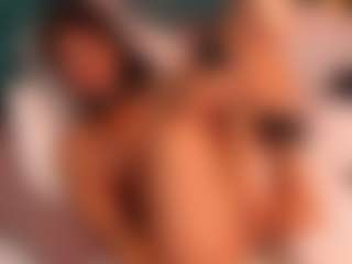 Daniela-Brooks's Live Sex Cam Show