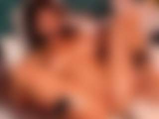 Daniela-Brooks's Live Sex Cam Show