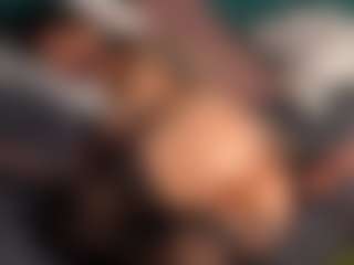 Daniela-Brooks's Live Sex Cam Show