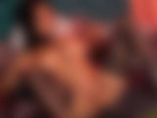 Daniela-Brooks's Live Sex Cam Show
