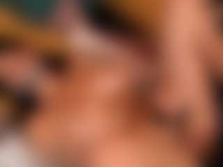 Live-camshow met Daniela-Brooks - Ahegao op Camsoda